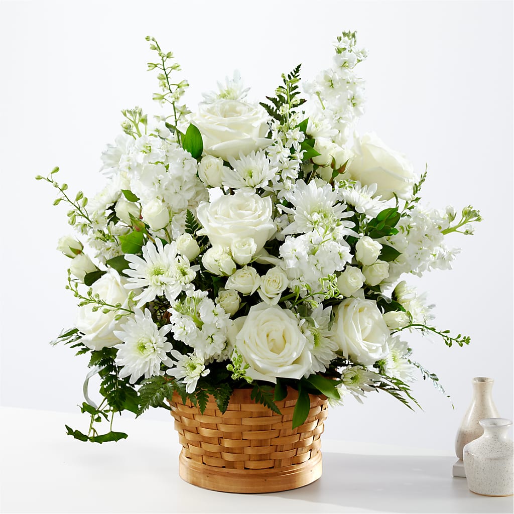 Heartfelt Condolences Arrangement – Pleasanton Flower Shop, Pleasanton CA