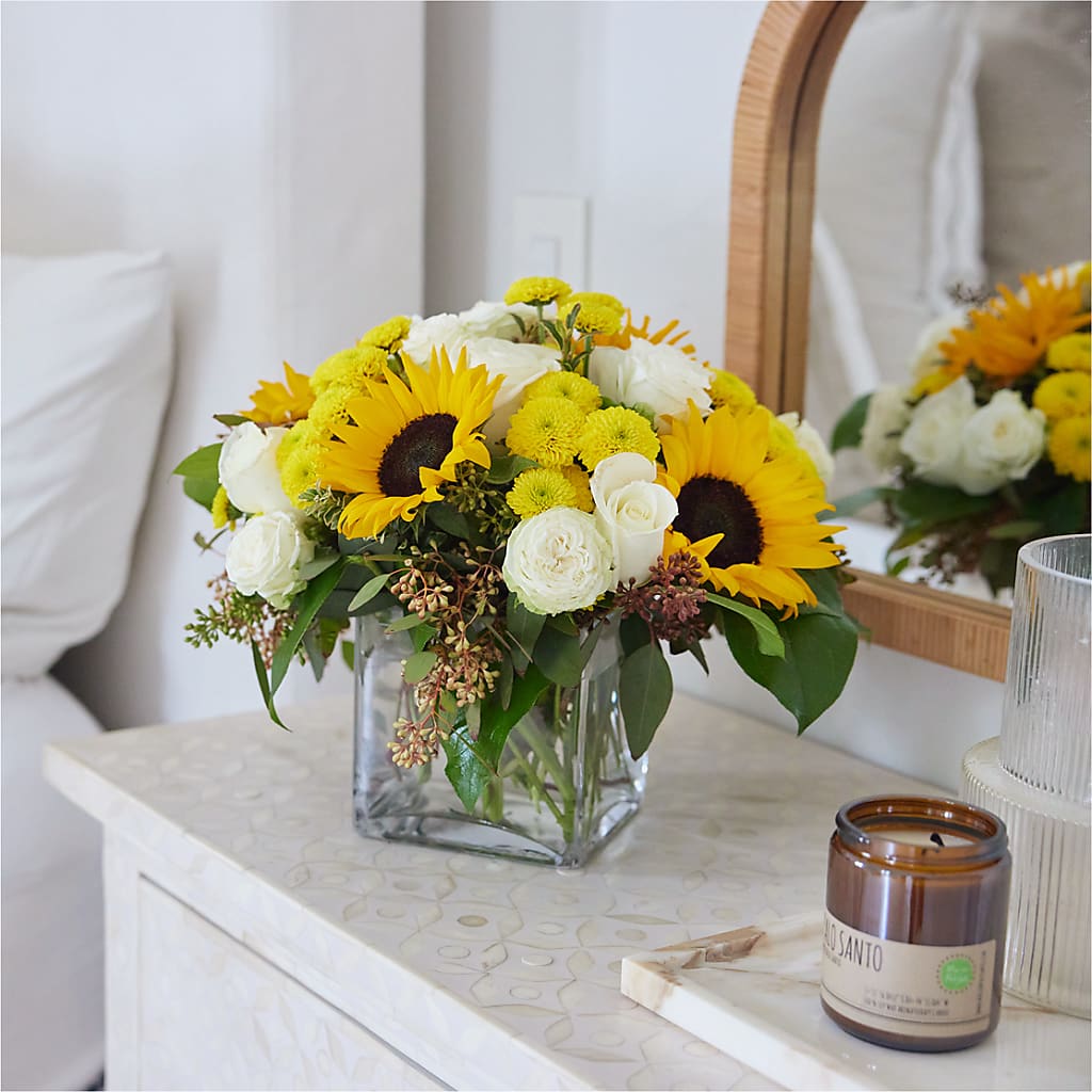 Luminous Morning Bouquet –  Pleasanton Flower Shop, Pleasanton CA