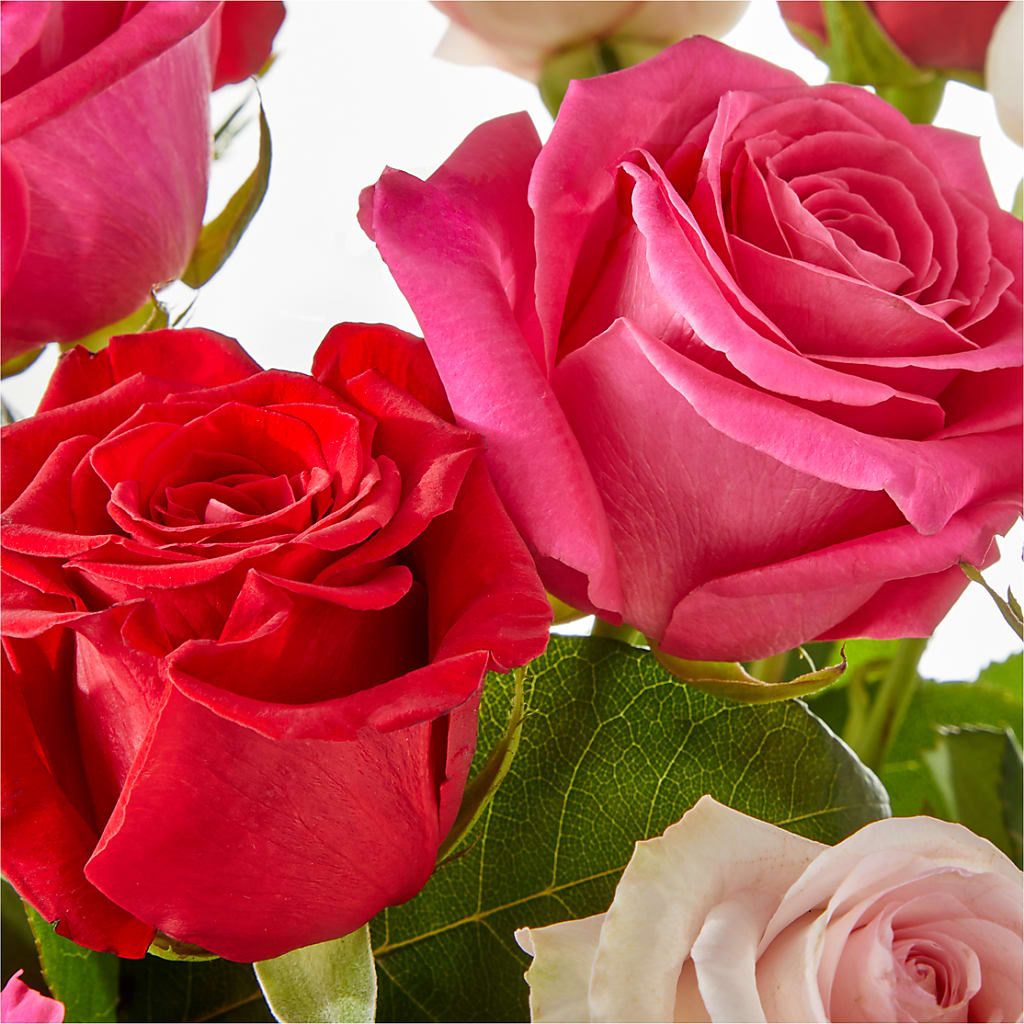 Charming Rose Bouquet –  Pleasanton Flower Shop, Pleasanton CA