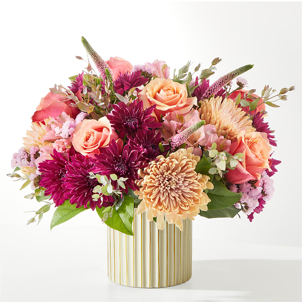 Berry Cobbler Bouquet with Ivory Vase –  Pleasanton Flower Shop, Pleasanton CA
